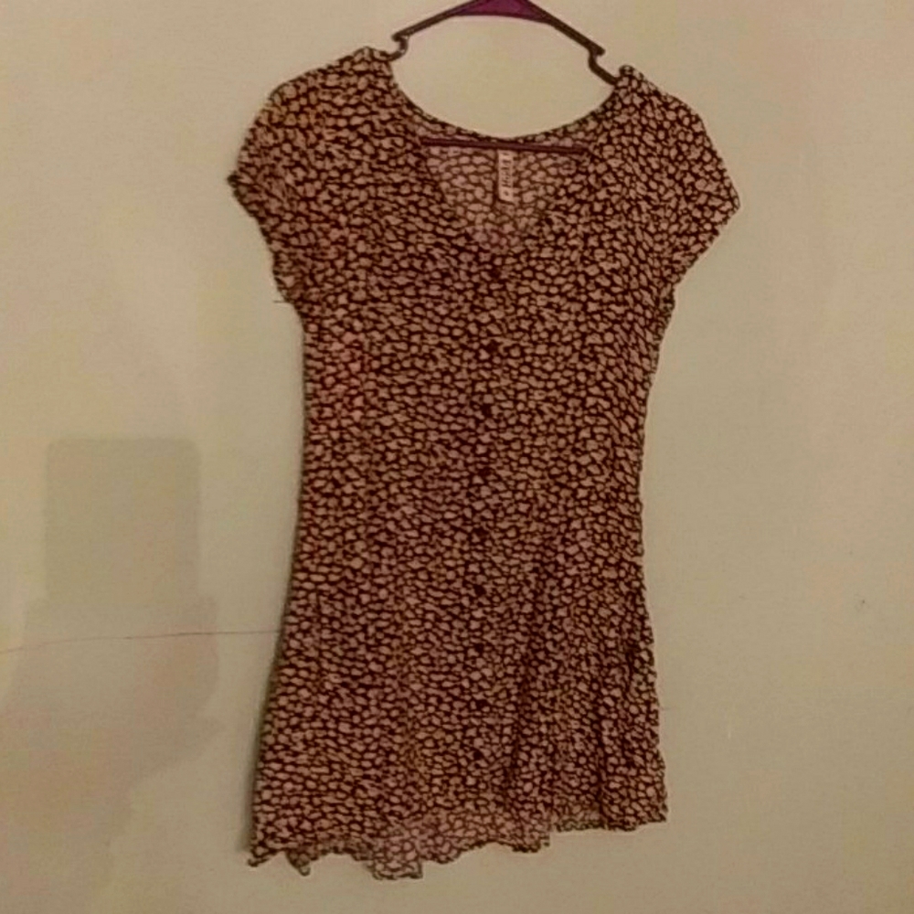 Maroon Floral Mudd Short Sleeved Dress